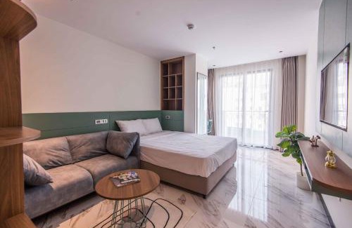Dong Da Hotel | Luxe Paradise Suites Hotel Hoang Cau
