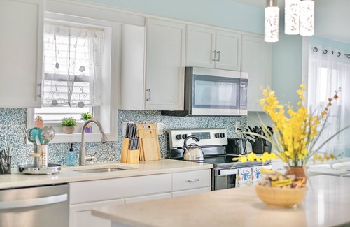 Hancocks Bridge Casa | Luxe Private Beachfront Retreat on Delaware River!