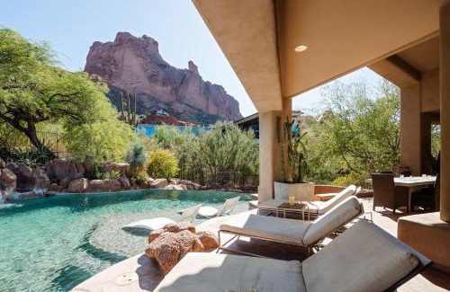 Paradise Valley Casa | LUXE - Red Rock - Pool & Spa - In Paradise Valley