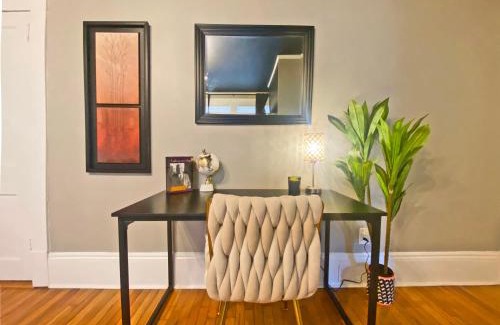 Southwest Raleigh Apartamento | Luxe retreat in downtown Raleigh