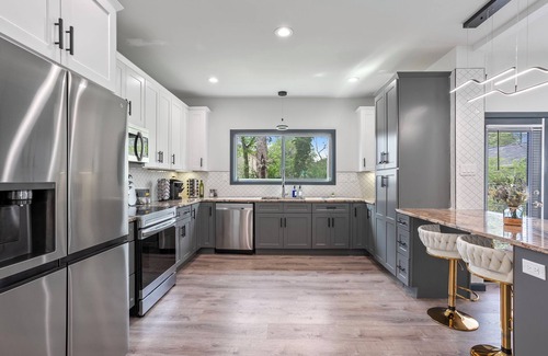 Pittsburgh Casa | Luxe Retreat with Arcades + Board Games in downtown Atlanta