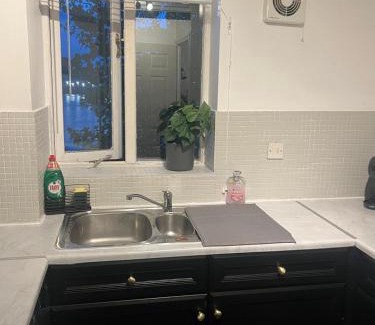 Woolwich Riverside Apartamento | Luxe Riverside View Apt,London, 02 Arena and Parking and Long Stay