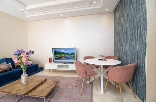 Nouaceur Apartamento | Luxe & sérénité près de l Aireport Mohamed 5, votre Havre de Paix