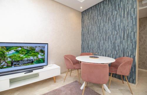 Nouaceur Apartamento | Luxe & sérénité près de l Aireport Mohamed 5, votre Havre de Paix