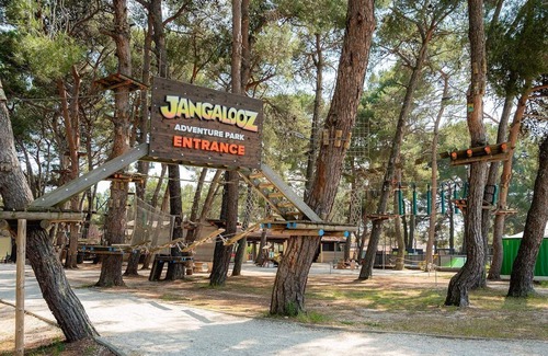 Valbandon Chalet De Esquí | Camping moderno y versátil en Croacia, junto al mar, a pocos kilómetros de Pula