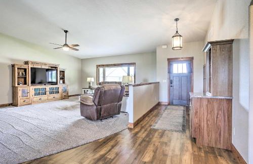 Spearfish Casa | Luxe Spearfish Hideaway Golf, Hike, Explore!
