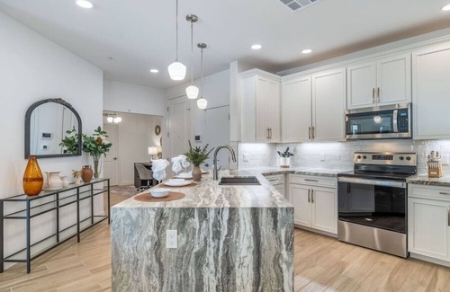 Ocotillo Apartamento | Luxe Stay at The Cays | Posh Ocotillo Escape | Gym
