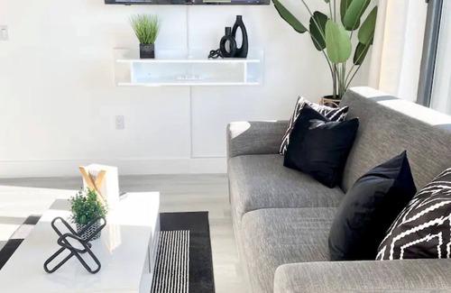 Elizabeth Apartamento | Luxe Studio Queen-mins to NYC, EWR, PRU, NJPAC,Dwntwn Newark,MetLife