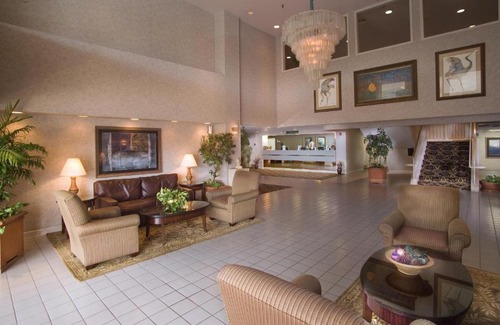 Pennington Bend Hotel | Luxe Studios Nashville Opryland