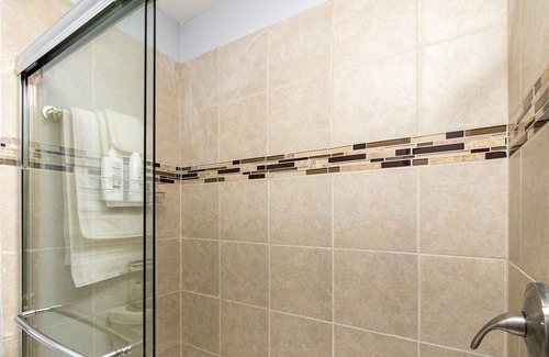 Dacula Casa | Luxe suite w/ a ★Full Kitchen★ Private Entrance ★Netflix ★W/D