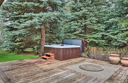 Twin Creeks Casa | Luxe Sun Valley Retreat with Hot Tub, 3 Mi to Resort