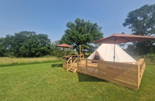 Sannat Otro | Luxe Tent La Maison Des Trois Grands