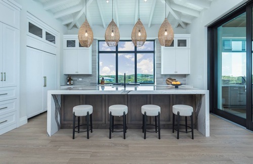 Staniel Cay Villa | LUXE-Upper or Lower Level with private entrance-contact host for availability