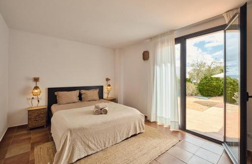 Bahía de San Antonio Villa | Luxe villa met privézwembad - Sant Antoni view - Boho Villas Ibiza