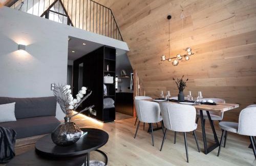 Tesero Casa | LUXE VISTA Mountain Chalet Cermis - mitten auf der Alm und Skipiste