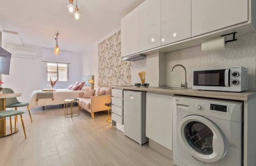 Playas del Palo Apartamento | Luxer Holidays - Estudio "Garden"