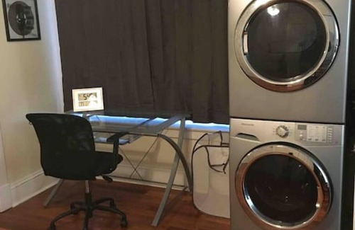 Niskayuna Apartamento | luxery lounge with free parking