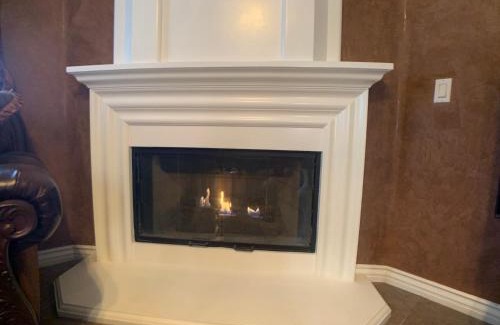 Alessandro Heights Casa | Luxhome Rooms in Mansion