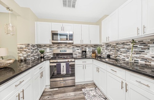West Bronx Casa | Luxirious 3 bedroom apartment - 5 minutes from Yankee Stadium