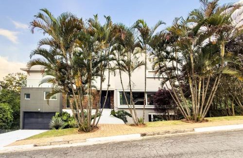 Carapicuiba Casa | Luxo e segurança - 30 minutos de SP