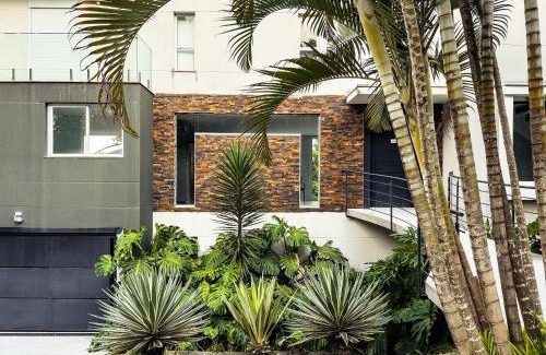 Carapicuiba Casa | Luxo e segurança - 30 minutos de SP