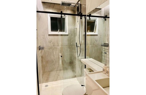 Umuarama Apartamento | Luxo em Ubatuba C/Vista Montanha e Mar no Centro
