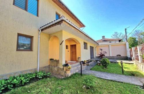 Razgrad Casa | Luxorious House in the Hearth of the Town