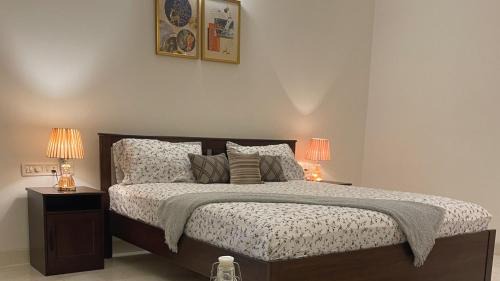 Koramangala Cama Y Desayuno | Luxre Homes - Villa in Koramangala