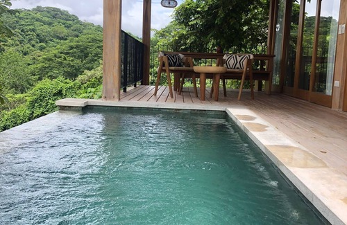 Playa Hermosa Cóbano Casa | Luxury 2-bedroom house in beautiful Playa Hermosa Santa Teresa - Pool, AC, WiFi