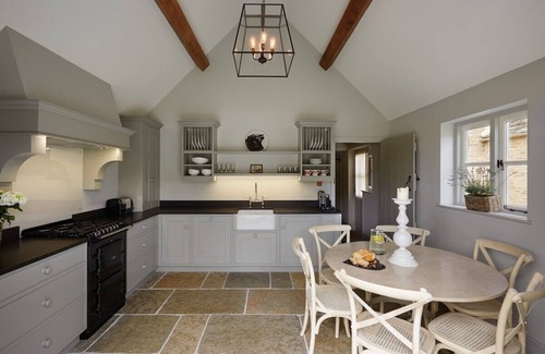 Southrop Casa | Luxuary Southrop Stay | Boutique Cotswold Base