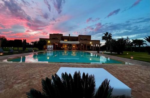 Sidi Abdallah Ghiat Villa | Luxueuse Exclusive Villa 4 suites