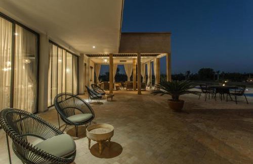 Sidi Abdallah Ghiat Villa | Luxueuse Exclusive Villa 4 suites