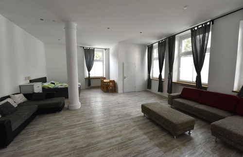 Barmen Apartamento | Luxuriöse großzügige Wohnung ca 130 qm mit Gartenterrasse