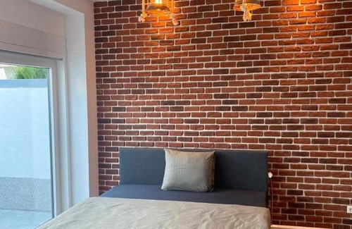 Krefeld Apartamento | Luxuriöse Loft mit Garten nähe Düsseldorf Messe