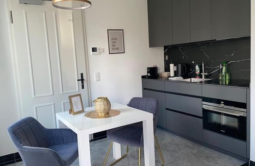 Berliner Vorstadt Apartamento | Luxuriöses Studio mit privatem Zugang zum See