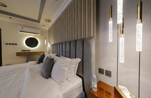 Al Hamra Apartamento | Luxuries Apt,Self-Entry,65 4K TV Smart A4