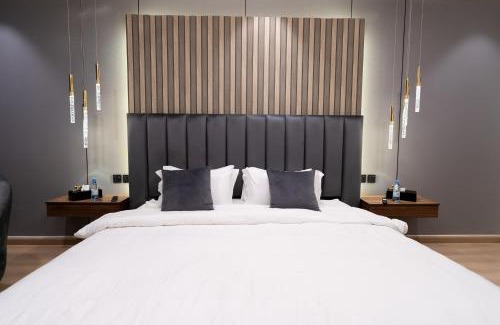 Al Hamra Apartamento | Luxuries Apt,Self-Entry,65 4K TV Smart A3