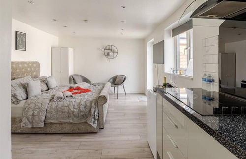 Singlewell Apartamento | Luxurious 1 bed Apartment for a Perfect Getaway