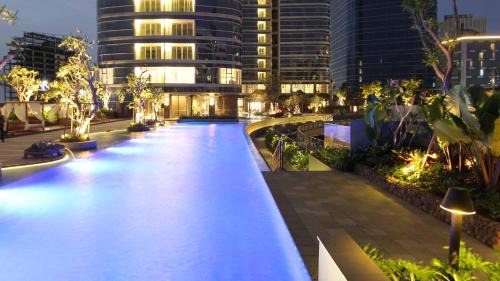 Surabaya Apartamento | Luxurious 1 Icon 3BR Apartment in Tunjungan Plaza 6 Surabaya City Centre by Le Ciel Hospitality