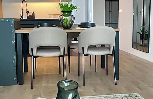Trnava Apartamento | Luxurious 100m2 Apartment in Trnava With Private Garage and BBQ Area