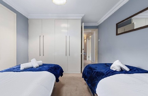 East Molesey Apartamento | Luxurious 1Bed Flat Near Hampton Court Palace w/Netflix