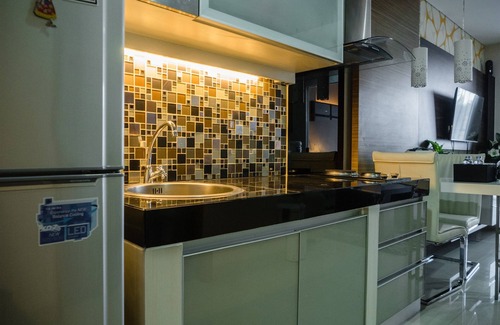 Hegarmanah Apartamento | Luxurious 1BR At Dago Suites Apartment
