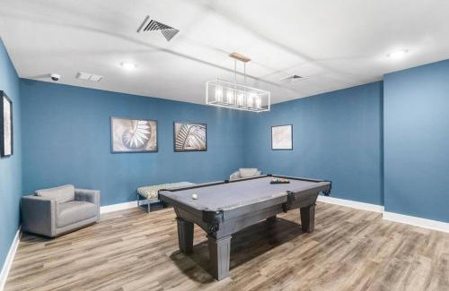 Melbourne Apartamento | Luxurious 2/2 Condo with Pool, Gym and Laundry