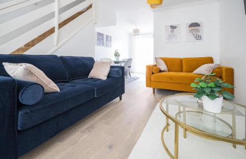 Dartford Casa | Luxurious 2-Bed House in Dartford