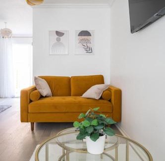 Dartford Casa | Luxurious 2-Bed House in Dartford