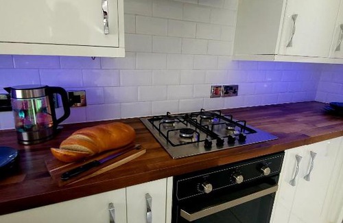Seacroft Apartamento | Luxurious 2 bed house (sleeps 4) Close to Leeds City Centre