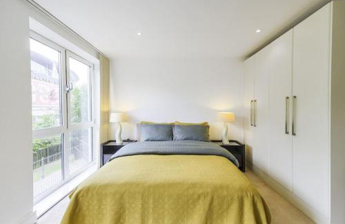 Highbury West Apartamento | Luxurious 2-Bedroom Apartment