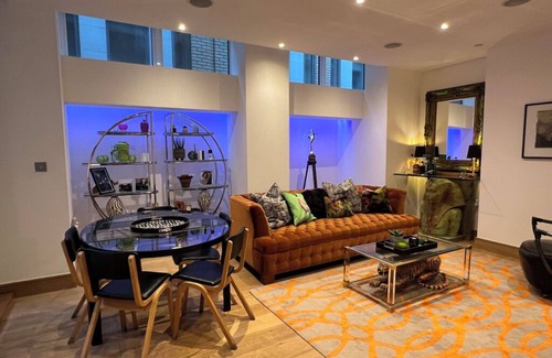 Castle Baynard Apartamento | Luxurious 2BD Flat in the Heart of London!
