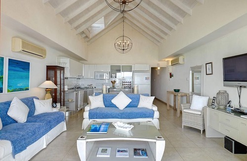 Douglas Apartamento | Lujoso ático de 3 dormitorios y 3 baños que ofrece vistas al mar y unas vacaciones de playa asequibles
