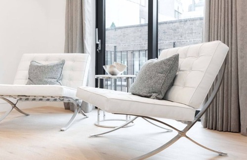 London City Centre Apartamento | Luxurious 3 Bedroom in Trafalgar Sq